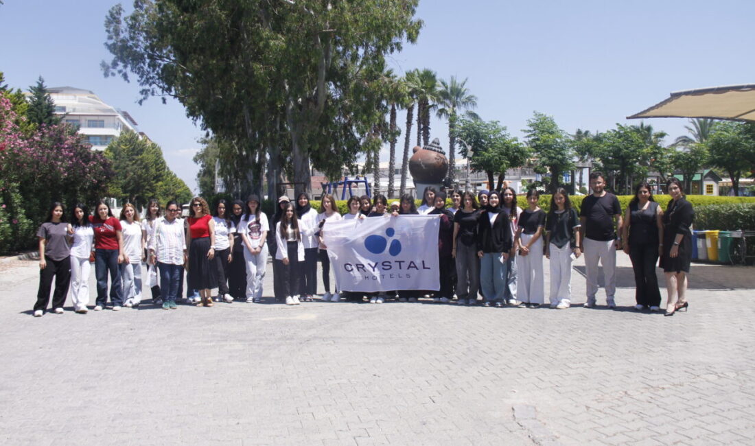 ANTALYA (AA) – Antalya'nın Serik ilçesinde, 16 Haziran Dünya Deniz