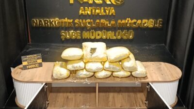 ANTALYA (AA) – Antalya'da kargo aracılığıyla getirildiği belirlenen 7 kilogram