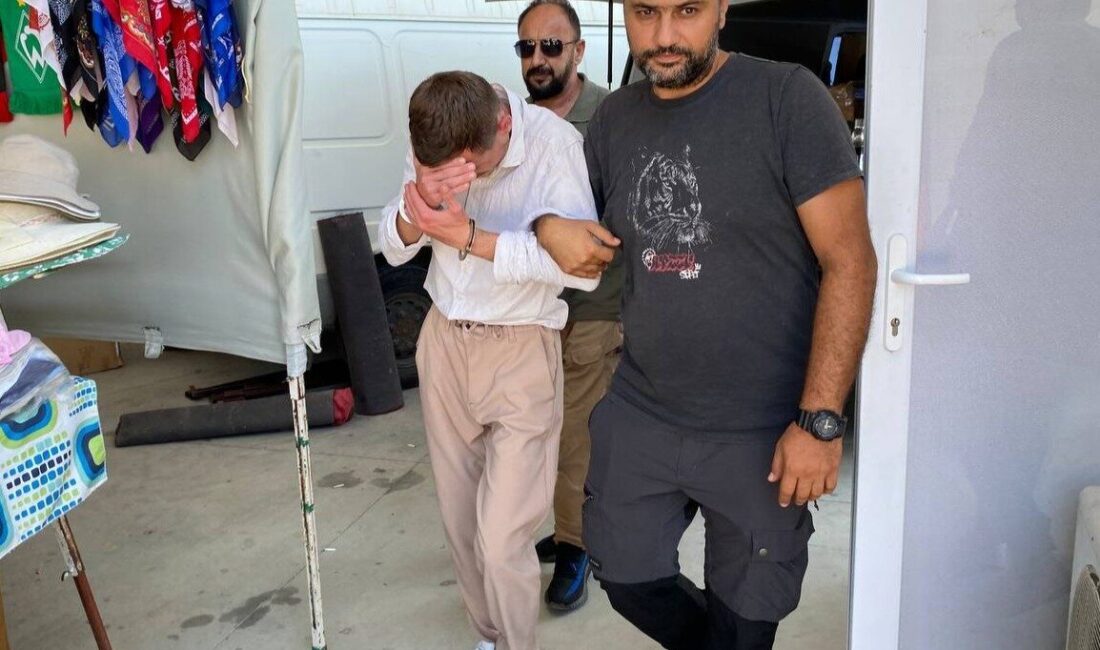 ANTALYA (AA) – Antalya'nın Serik ilçesinde sahte dövizle semt pazarında