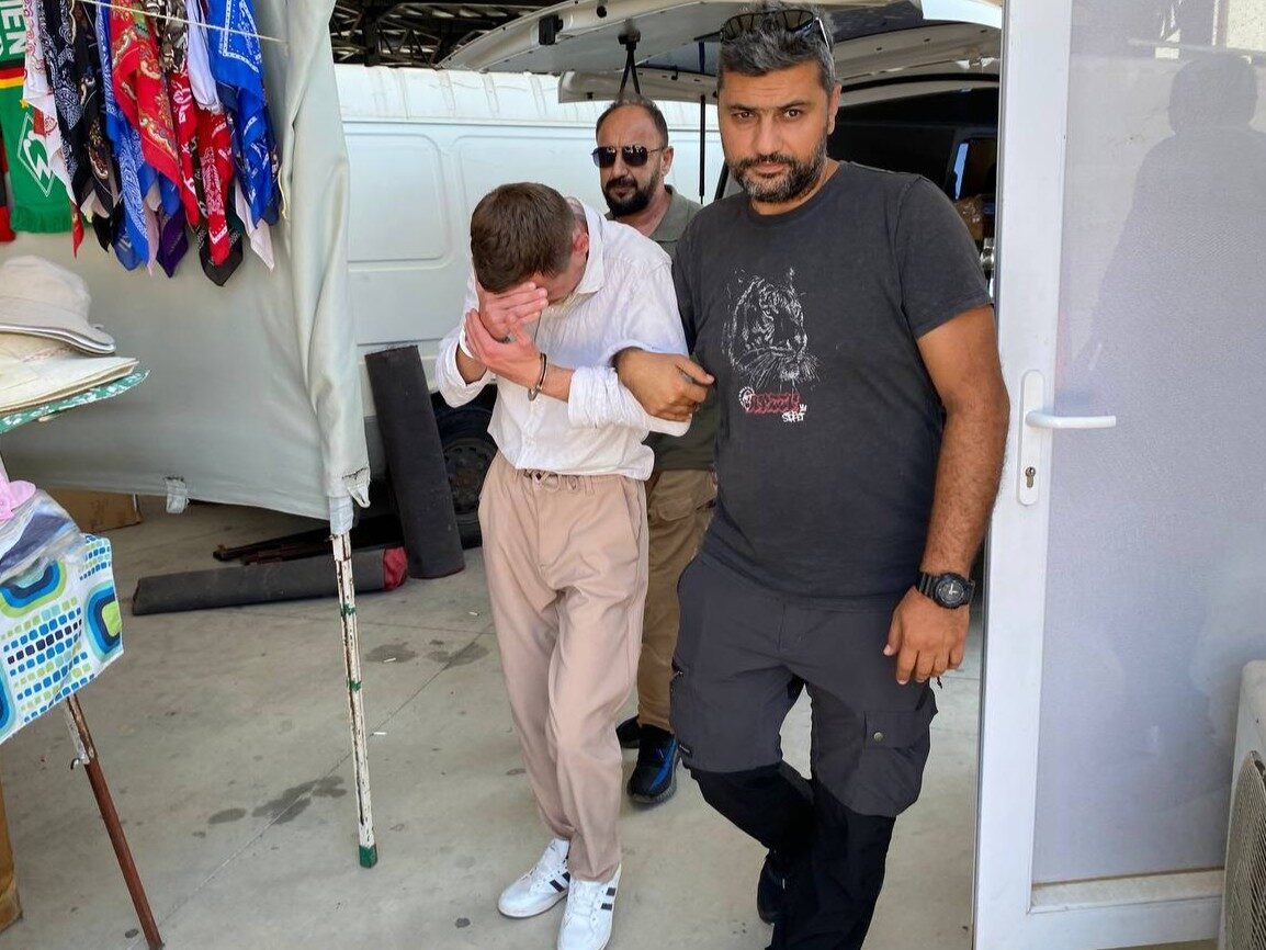 ANTALYA (AA) – Antalya'nın Serik ilçesinde sahte dövizle semt pazarında