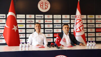 - Kırmızı-beyazlı kulüple 1 yıllığına anlaşan teknik direktör Korkmaz:
"Amacımız Süper