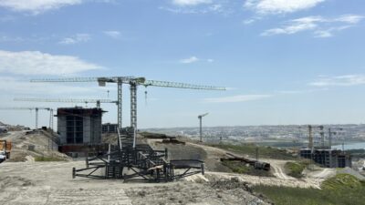 İSTANBUL (AA) – Arnavutköy'de inşaat şantiyesindeki kule vincin devrilmesi sonucu