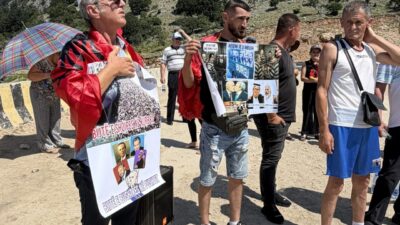 TİRAN (AA) – Arnavutluk'un başkenti Tiran'da, Avlonya (Vlora) kentindeki Zvernec