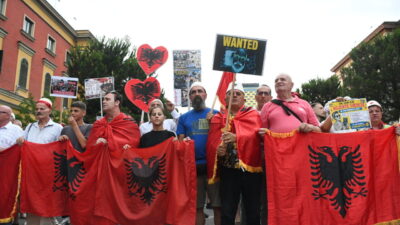 TİRAN (AA) – Arnavutluk'un başkenti Tiran'da, Avlonya (Vlora) kentindeki Zvernec