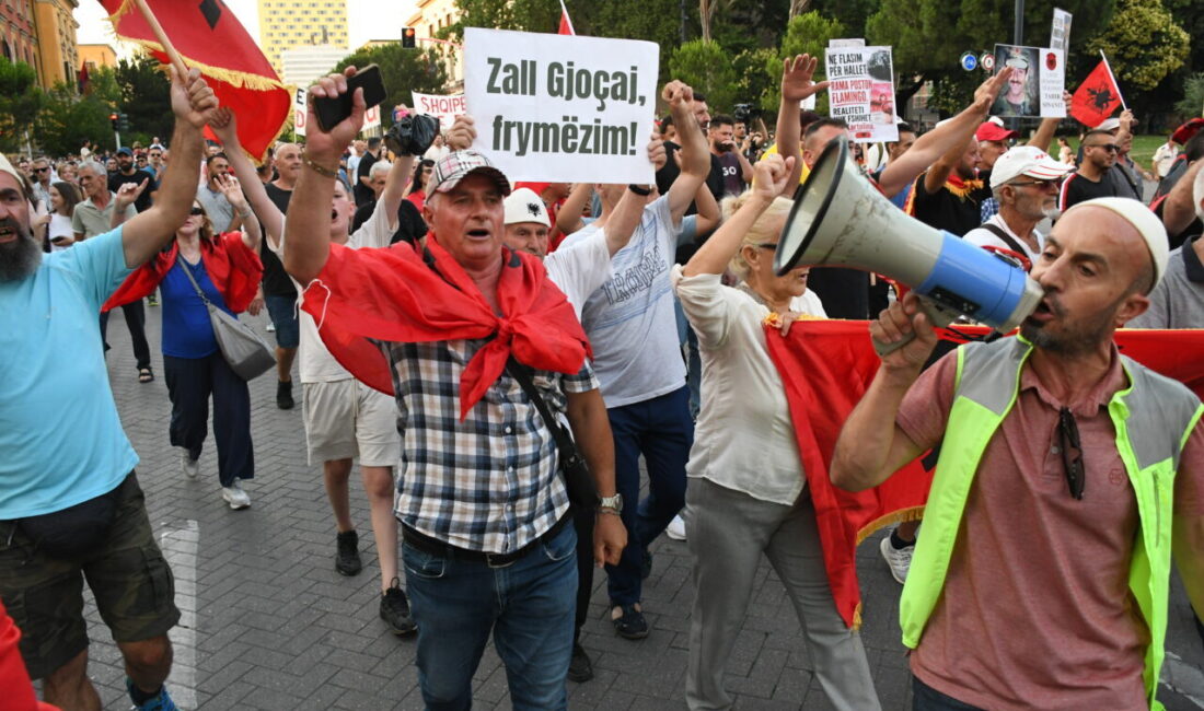 TİRAN (AA) – Arnavutluk'un başkenti Tiran'da, Avlonya (Vlora) kentindeki Zvernec