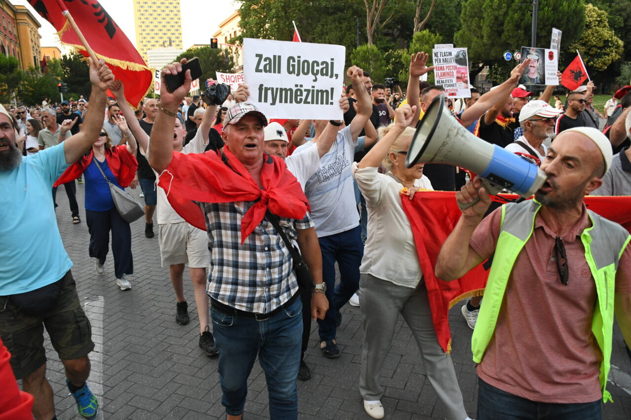 TİRAN (AA) – Arnavutluk'un başkenti Tiran'da, Avlonya (Vlora) kentindeki Zvernec