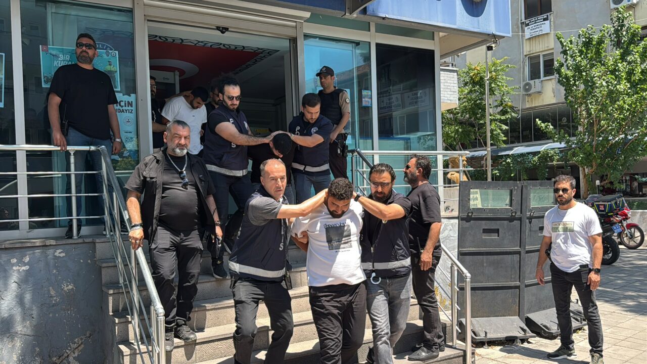 AYDIN (AA) – Aydın'ın Söke ilçesinde 2 kişinin ölümüyle sonuçlanan