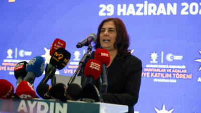 - AK Parti Genel Başkan Vekili Efkan Ala: 
"Türkiye'yi bu
