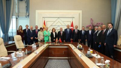 - İki ülke anayasa mahkemeleri arasında işbirliği anlaşması imzalandı