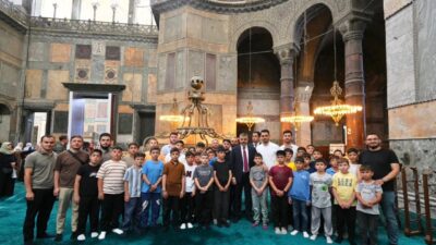 İSTANBUL (AA) – İçişleri Bakanı Mustafa Çiftçi, Ayasofya-i Kebir Cami-i