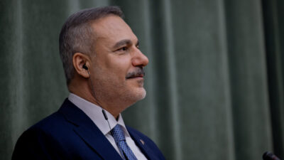 - Dışişleri Bakanı Hakan Fidan:
- "Bu onuru benden öte Türkiye