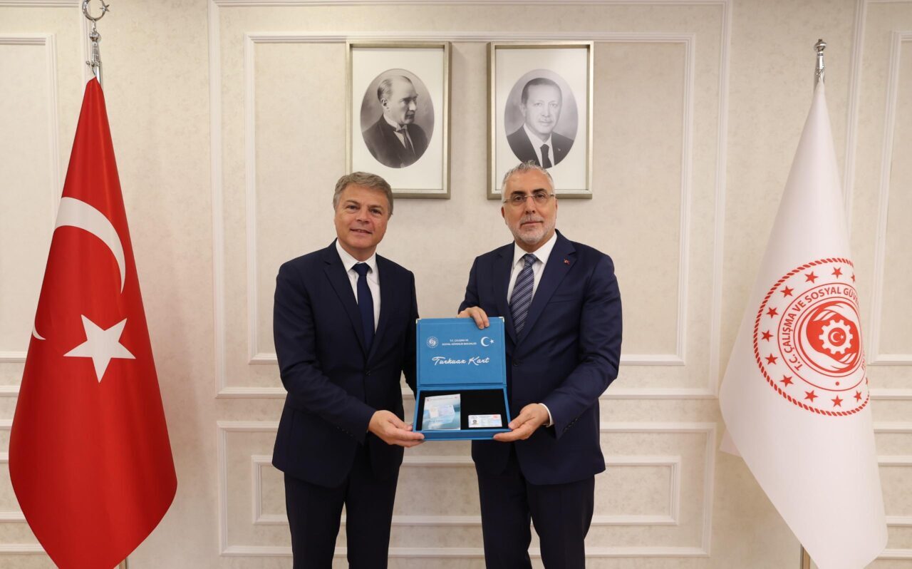 ANKARA (AA) – Çalışma ve Sosyal Güvenlik Bakanı Vedat Işıkhan,