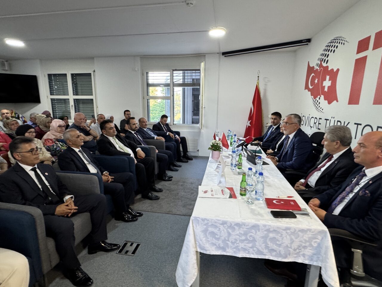 - "Artık evlatlarımız İsviçre'de çok önemli stratejik konumda bulunuyorlar. Birçok