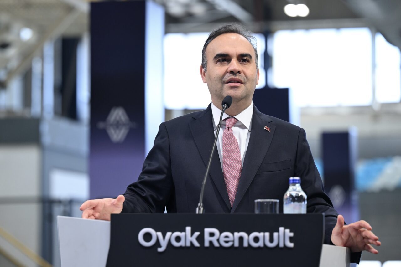 - "Türkiye, yerli ve yabancı hiçbir firmanın ayrımcılığa tabi tutulmadığı,