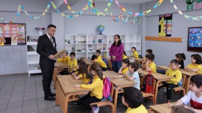 ANKARA (AA) – Milli Eğitim Bakanı Yusuf Tekin, kendisine mektup