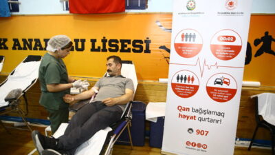 BAKÜ (AA) – Bakü Türk Anadolu Lisesi'nde kan bağışı kampanyası