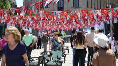 - KKTC Başbakanı Ünal Üstel:
- "Çok kısa bir süre içerisinde
