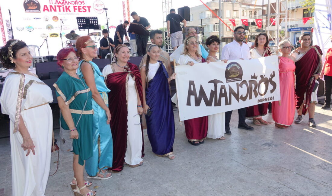 BALIKESİR (AA) – Balıkesir'in Edremit ilçesinde "Antandros 2. Antik Fest"