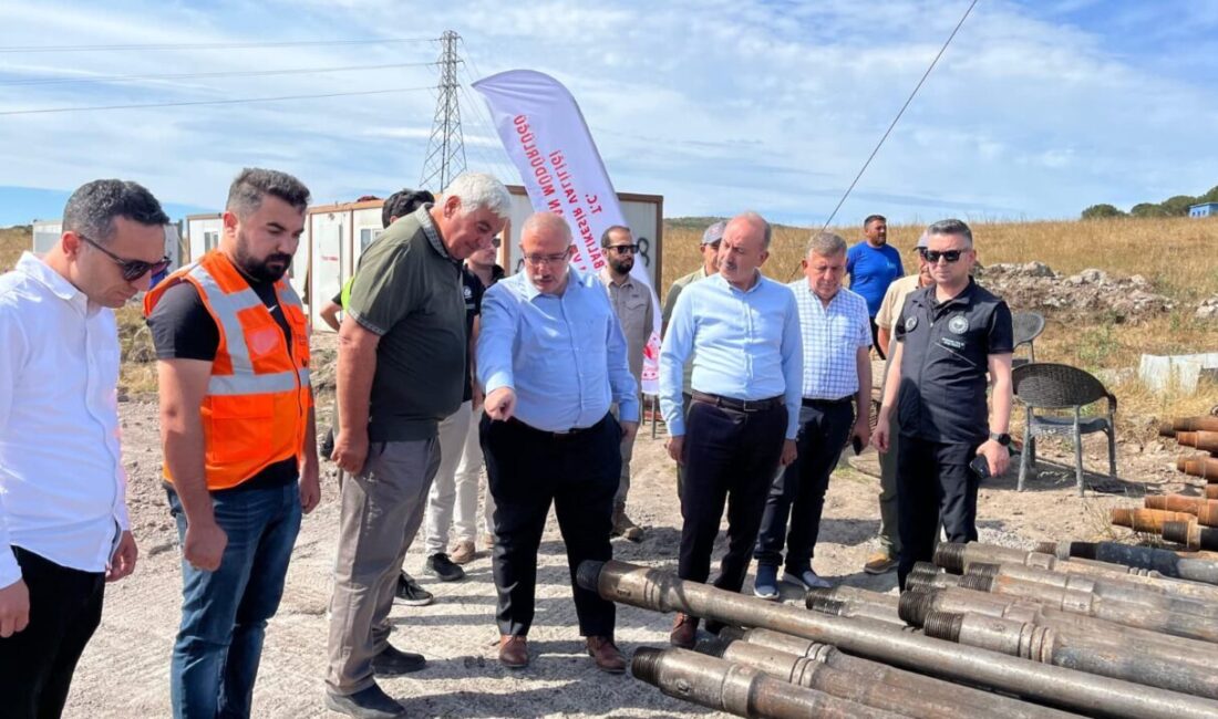 BALIKESİR (AA) – Balıkesir'in Gönen ilçesindeki Sera Organize Tarım Bölgesi'nde