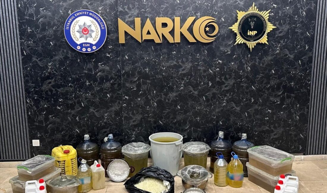 İSTANBUL (AA) – Beşiktaş'ta yaklaşık 250 kilogram uyuşturucunun ele geçirildiği