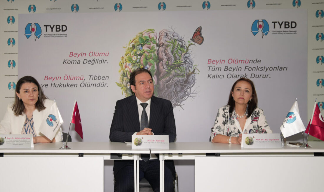 - Türk Yoğun Bakım Derneği Başkanı Prof. Dr. Fethi Gül:
-
