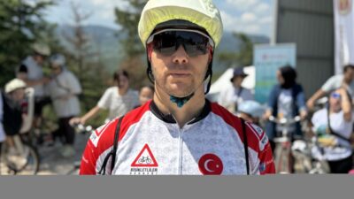 BİLECİK (AA) – Bilecik'te, Türkiye Çevre Haftası etkinlikleri kapsamında bisiklet