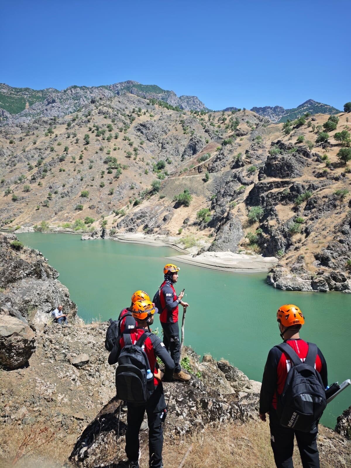 BİTLİS (AA) – Bitlis'in Mutki ilçesine bağlı Yazıcık köyü Köprübaşı