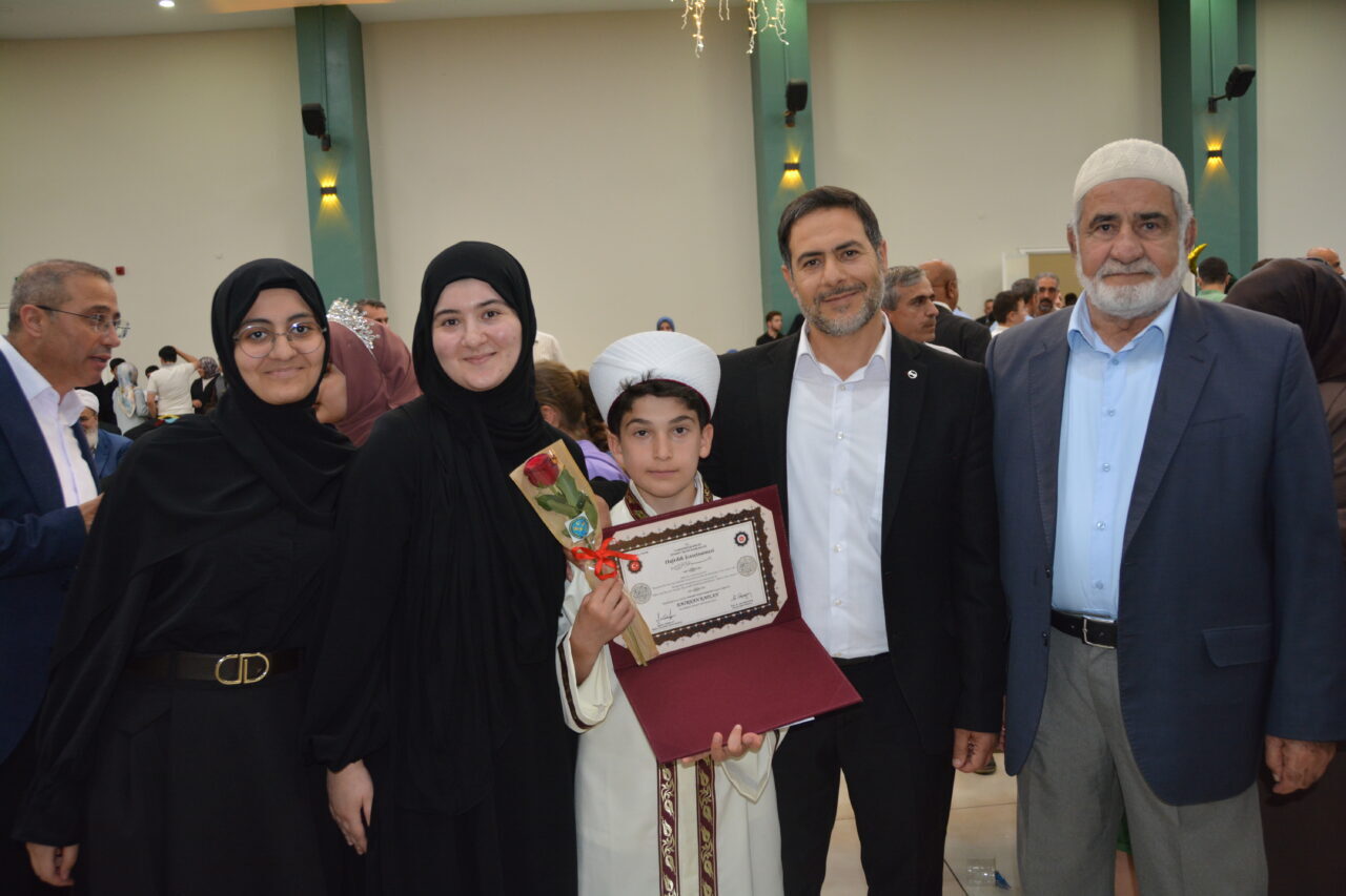 BİTLİS (AA) – Bitlis'in Tatvan ilçesindeki Sultan Alparslan İmam Hatip