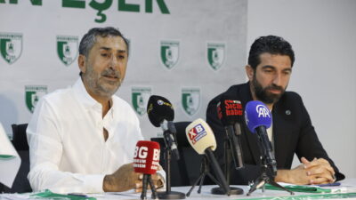 - Kulüp başkan vekili Selahattin Polat:
"Geçen sezon hocamızla bir yıllık