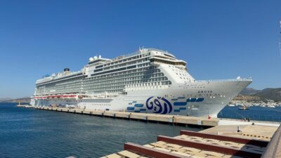 MUĞLA (AA) – Muğla'nın Bodrum ilçesine "Aroya" adlı kruvaziyer 1489