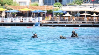 MUĞLA (AA) – Muğla'nın Bodrum ilçesinde dalgıçlarca denizden 250 kilogram