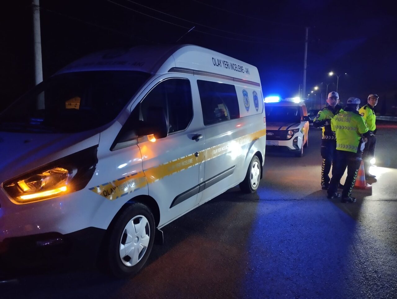 BOLU (AA) – Bolu'da kaldırım taşına çarparak devrilen motosikletin sürücüsü