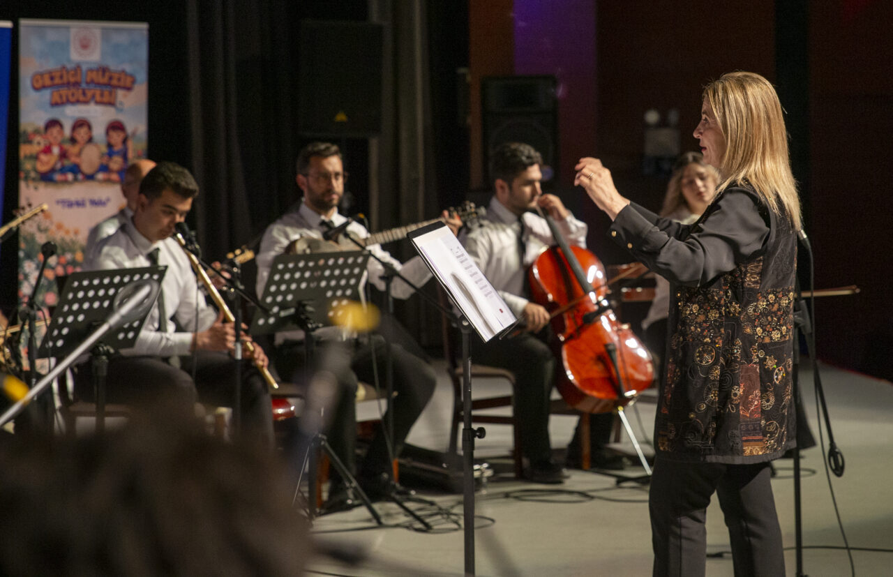 - Cumhurbaşkanlığı Kültür ve Sanat Politikaları Kurulu Üyesi Prof. Dr.