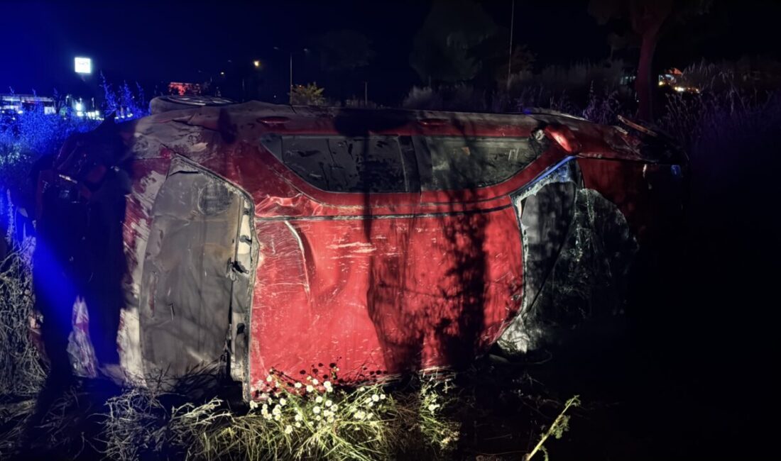 BOLU (AA) – Bolu'da yoldan çıkarak takla atan otomobildeki 2