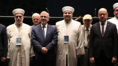 SOFYA (AA) – Bulgaristan Müslümanları Başmüftülüğüne Ahmed Hasanov getirildi. Bulgaristan