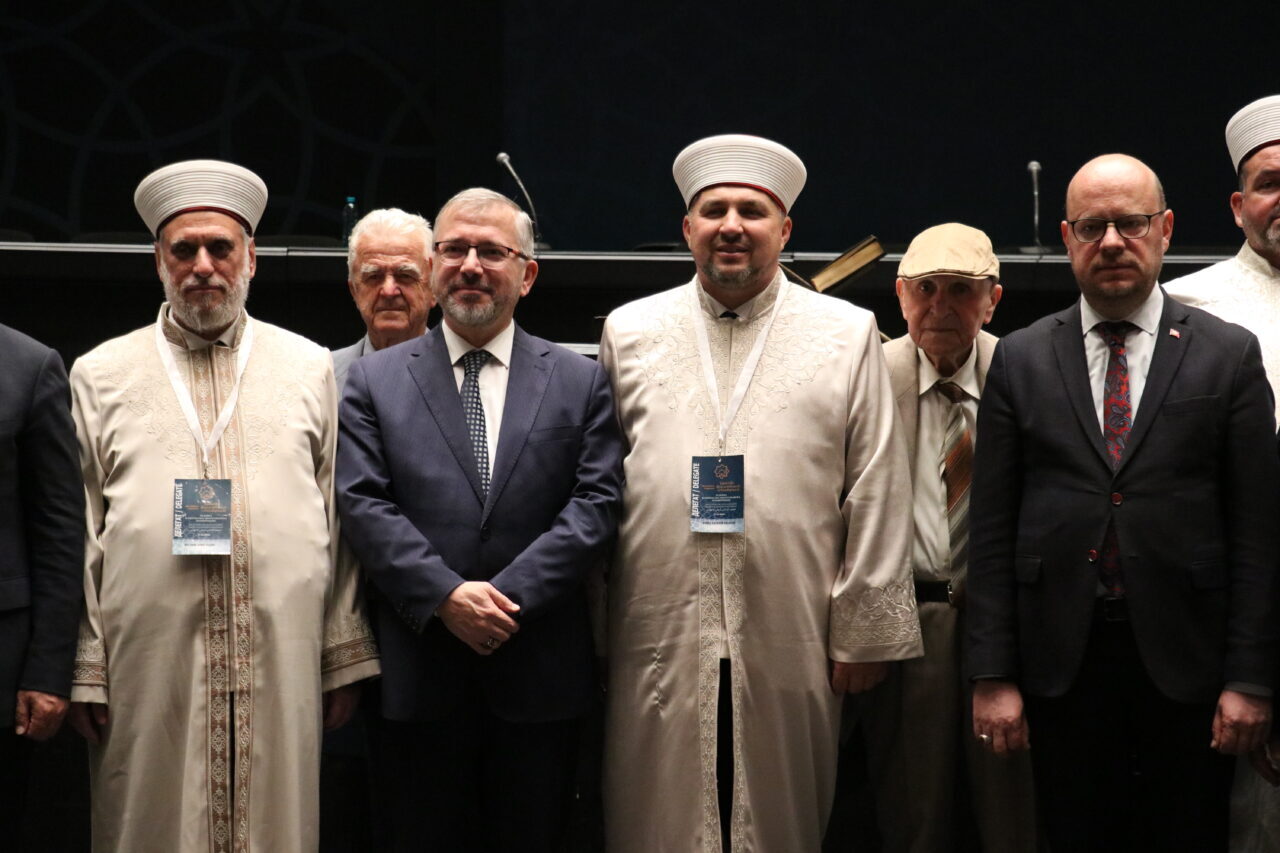 SOFYA (AA) – Bulgaristan Müslümanları Başmüftülüğüne Ahmed Hasanov getirildi. Bulgaristan