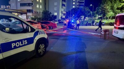 BURSA (AA) – Bursa'nın Yıldırım ilçesinde çıkan silahlı kavgada 1