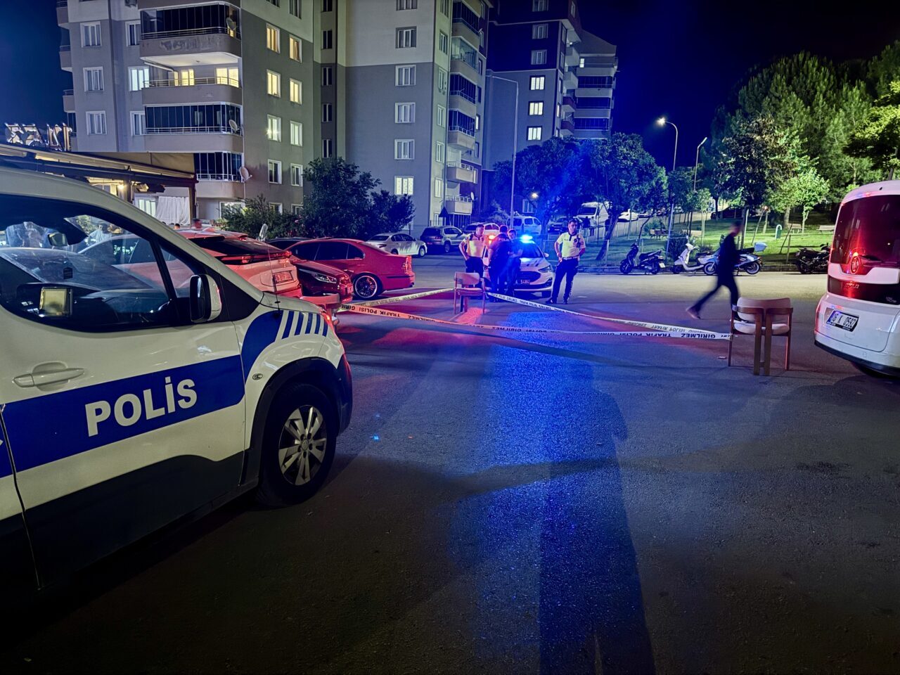 BURSA (AA) – Bursa'nın Yıldırım ilçesinde çıkan silahlı kavgada 1
