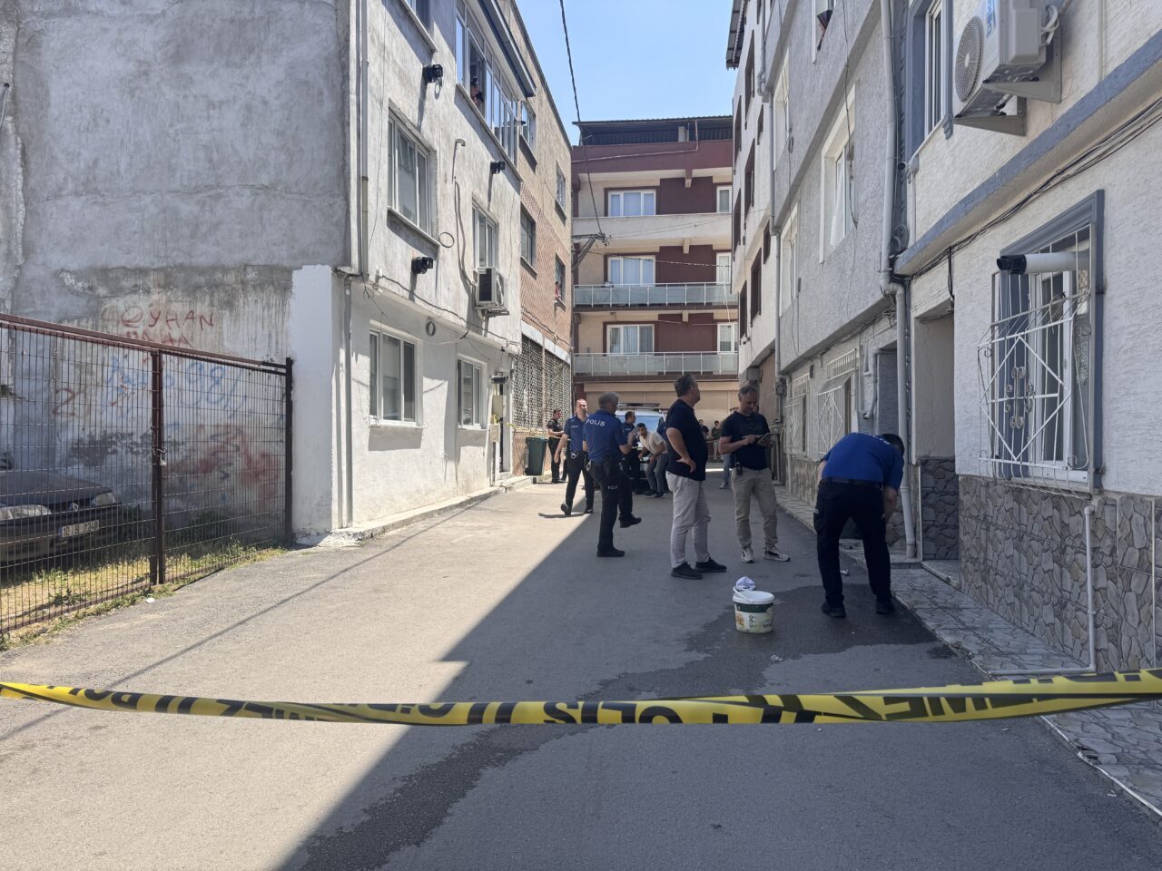 BURSA (AA) – Bursa'nın Osmangazi ilçesinde tabancayla ağır yaralanan kişi
