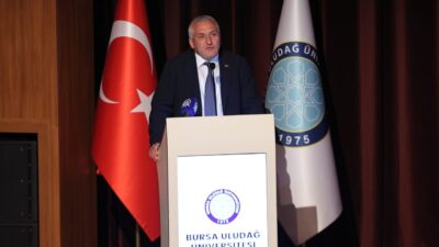- BUÜ Rektörü Ferudun Yılmaz:
- "Hemen 60-70 yıl öncenin tütüne