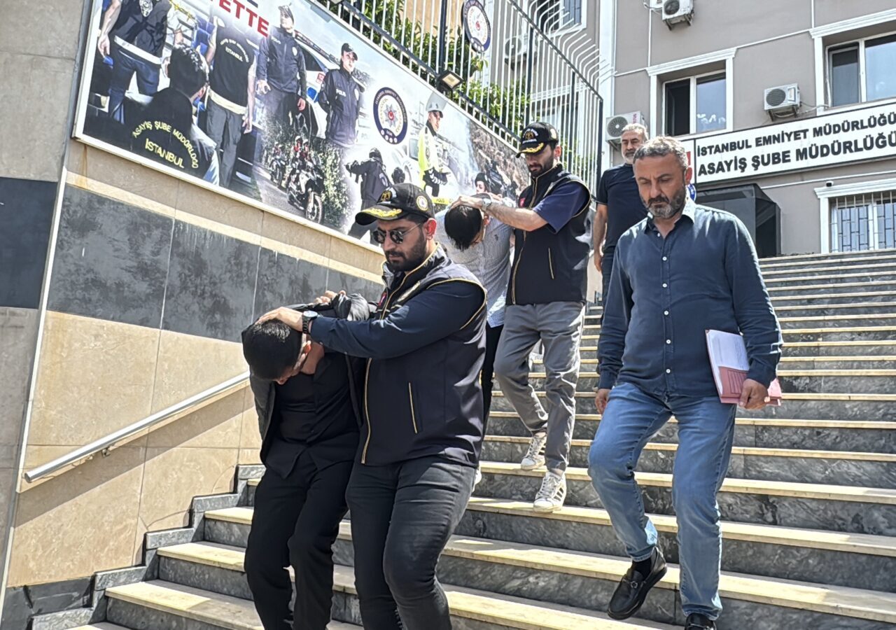 İSTANBUL (AA) – Büyükçekmece Cumhuriyet Başsavcılığı emanet bürosundaki kasalardan yaklaşık