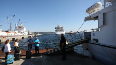 - Limnos Express Operatörü Emin Çakmak:
- "Limni Adası ile köprü