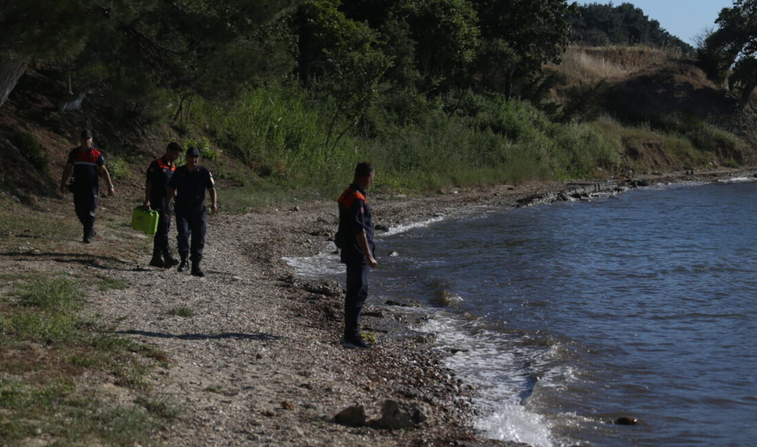 ÇANAKKALE (AA) – Çanakkale'nin Lapseki ilçesinde denizde kaybolan 14 yaşındaki