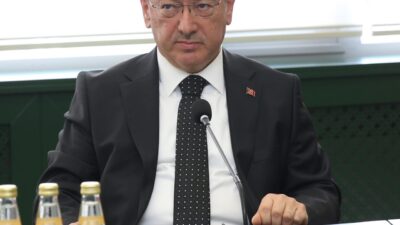 - Komisyon Başkanı Ali Kıratlı:
- "ÇAYKUR yalnızca üretim yapan bir