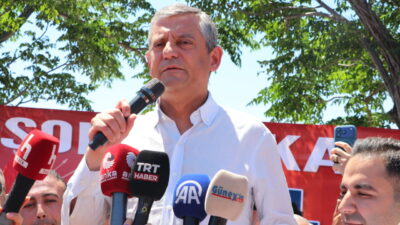 GAZİANTEP (AA) – CHP Grup Başkanı Özgür Özel, Gaziantep'te çeşitli