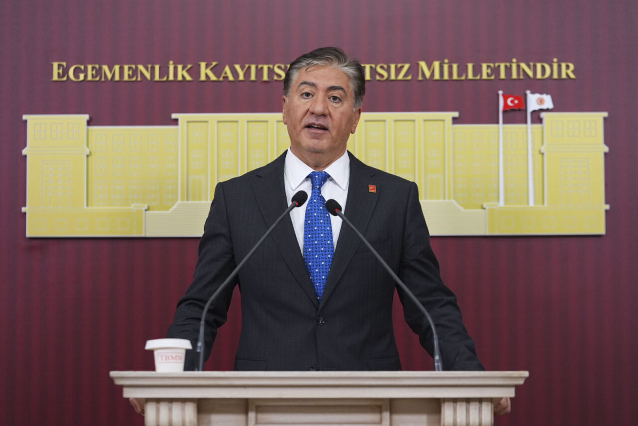 - "(Olağanüstü kurultay talebi) Sayın atanmış Genel Başkan Kemal Kılıçdaroğlu'nun
