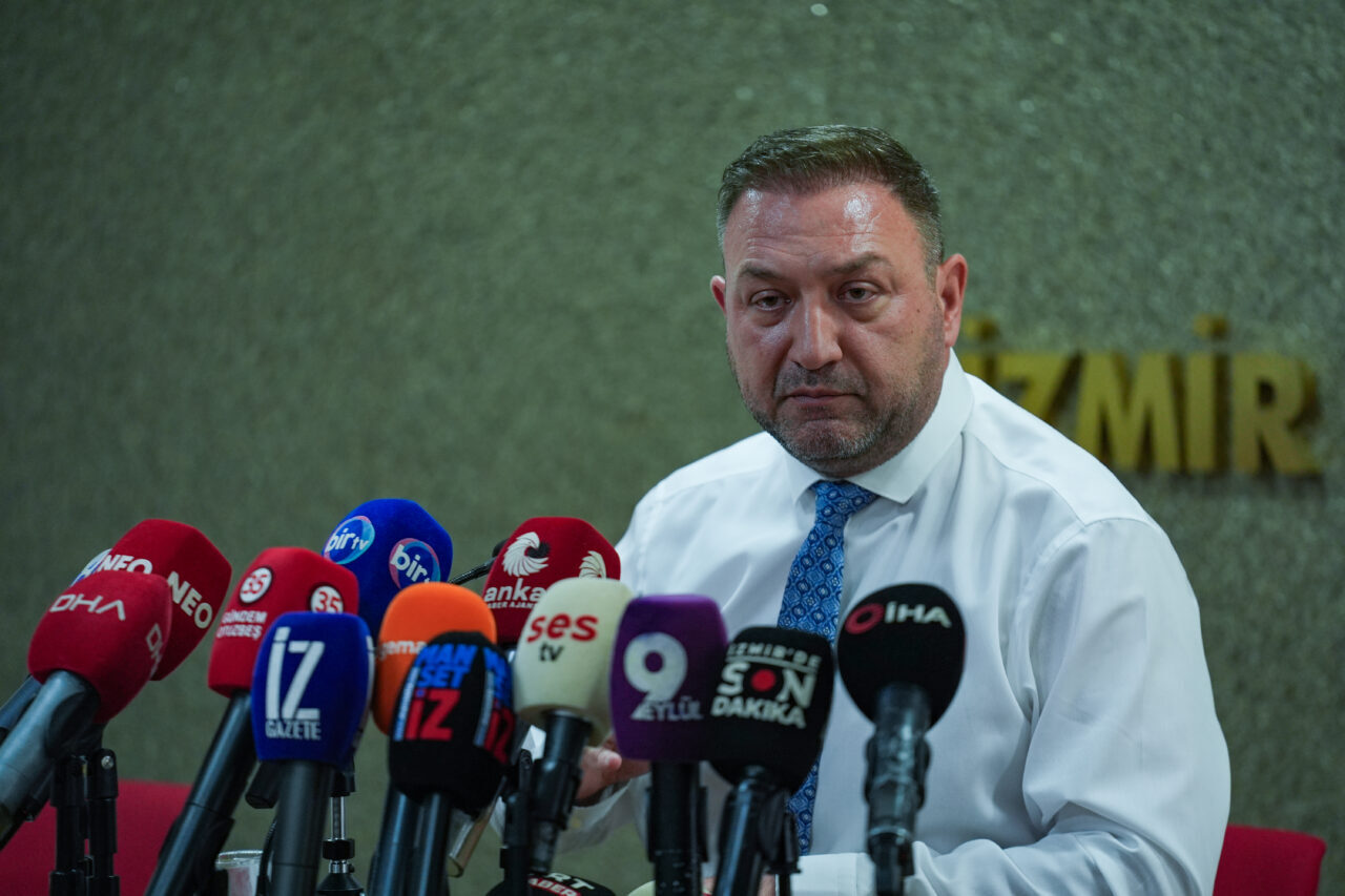 - "Örgütün gerçek sahiplerinin demokratik iradesiyle dün akşam itibarıyla kan