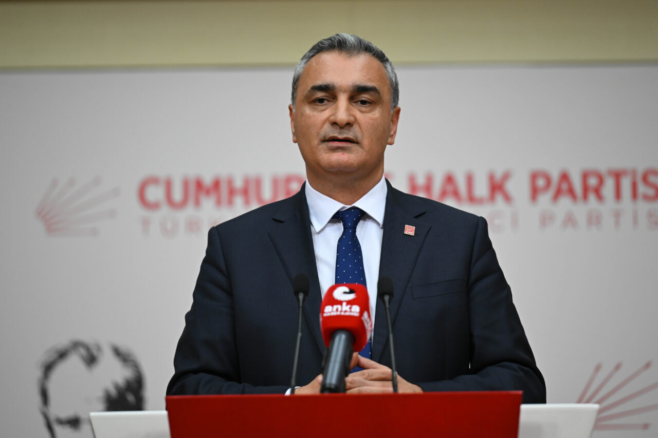 - "Şu anda 820 kurultay delegesinin imzası tutanak altına alındı.