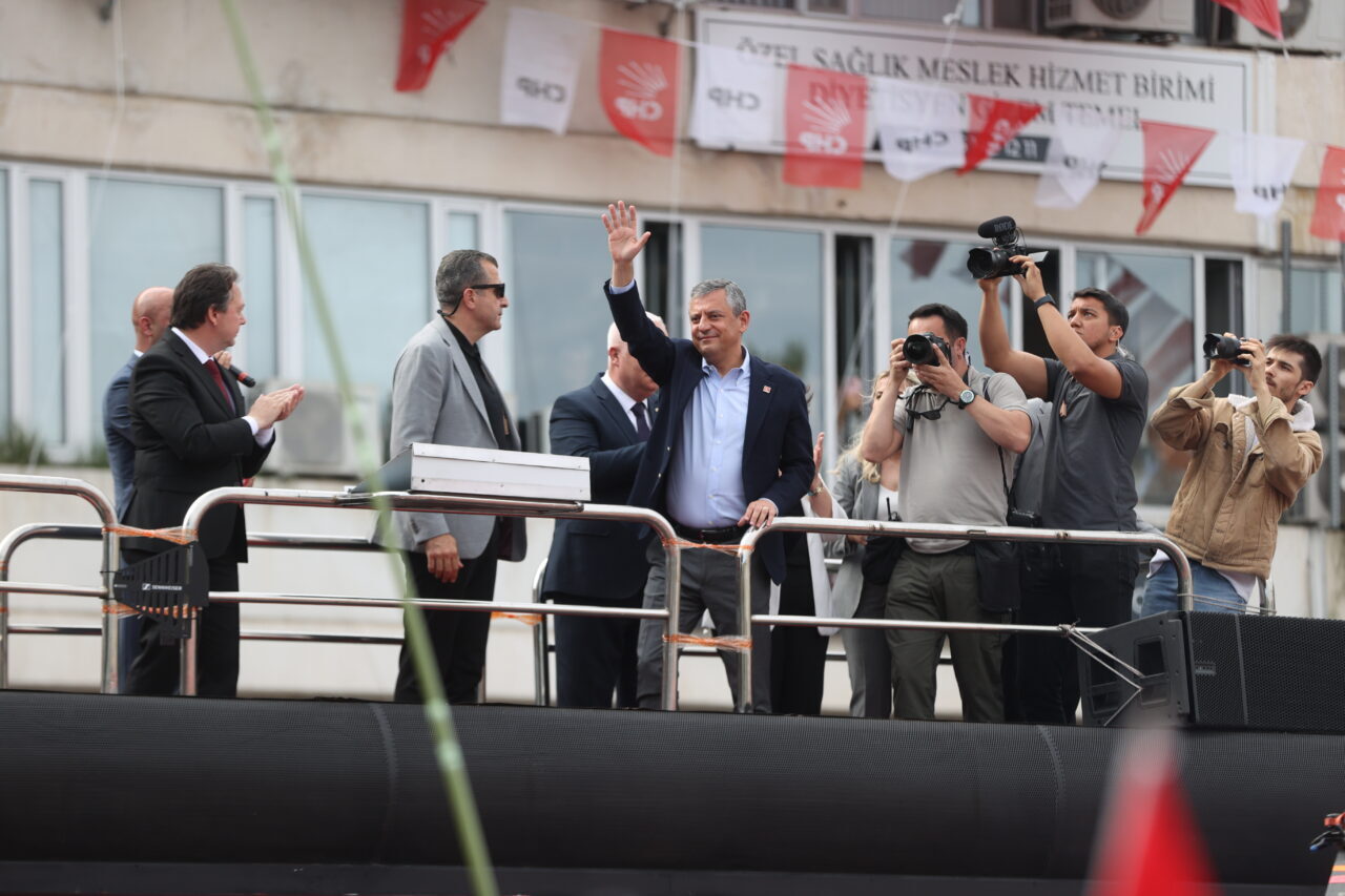 - "Aynı Kurtuluş Savaşı gibi herkesle kol kola girmeye kimseyi