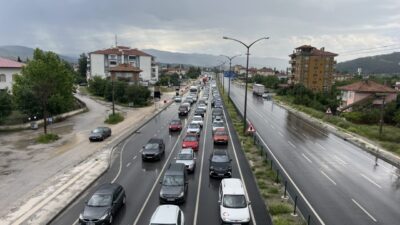 ÇORUM (AA) – Çorum'da bayram dönüşü D-100 kara yolunun Osmancık